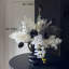 Ornements de fleurs simulées