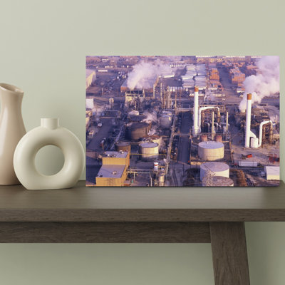 Art industriel, raffinerie de pétrole, art mural