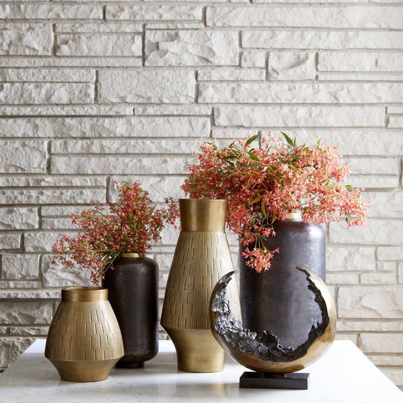 Dorado Handmade Aluminum Table Vase