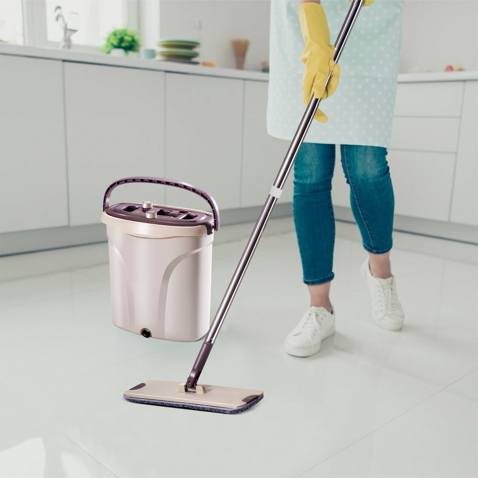Self cleaning mop 2. Magic Flat Mop Bucket. Flat Mop. 5five Mop Flat with Bucket cz. Cleaning your self.