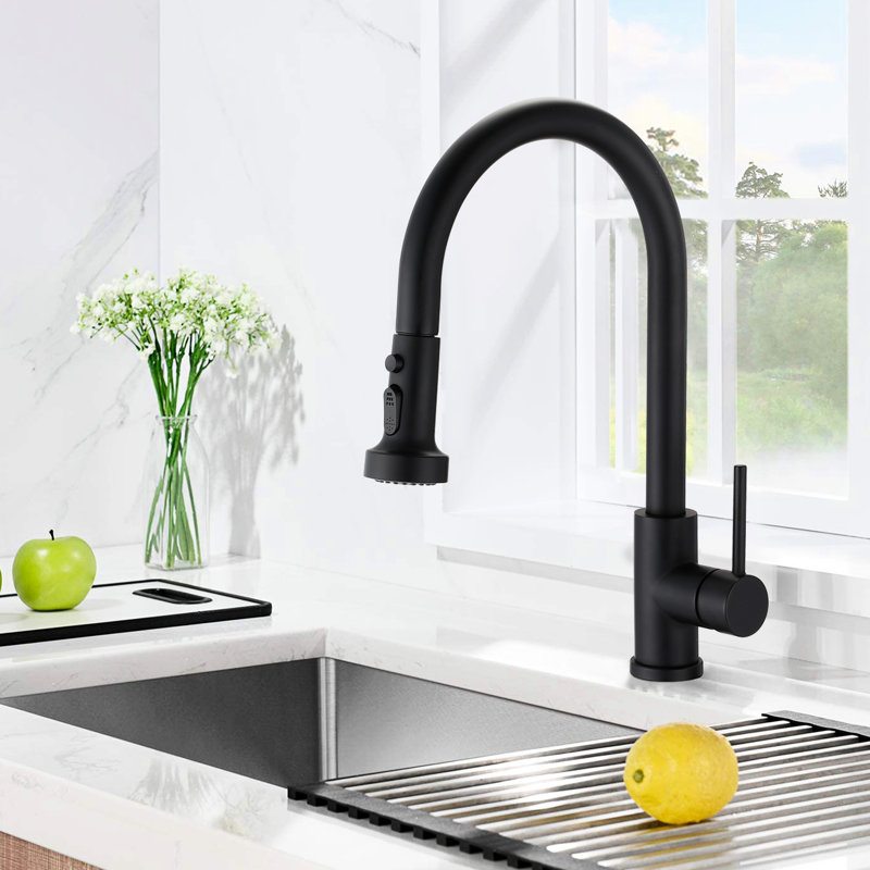 Robinet de cuisine en acier inoxydable noir mat avec distributeur rétractable et de savon, résistant aux égratignures, antirouille, bec rotatif à 360 °, débit élevé de 1,8 gallon par minute en égratignure, rouille et pivotant