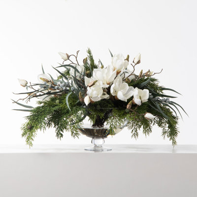 Centre de table mixte dans un vase