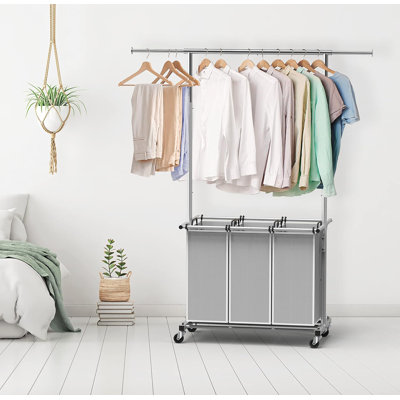 Trieur de linge 3 sacs avec tringle à vêtements extensible