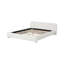 Grand lit tapissier-435850097