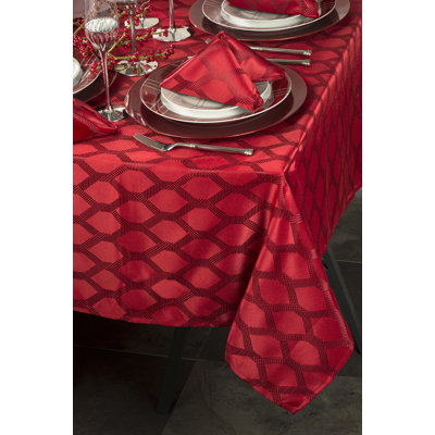 Ikra Dining Linen Set