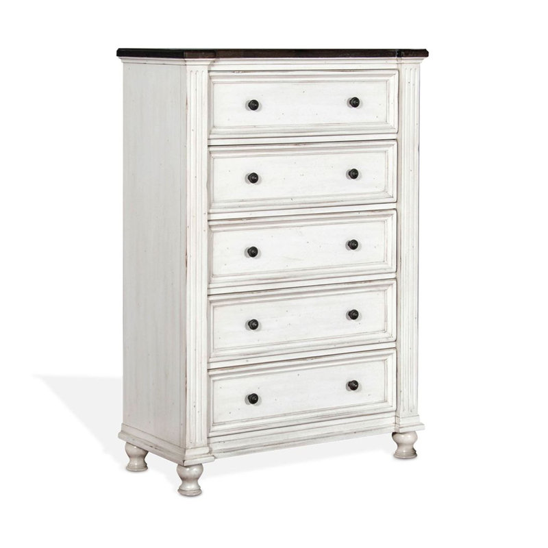 Commode haute Orso, 5 tiroirs, panneau détaillé en bois d'acajou blanc