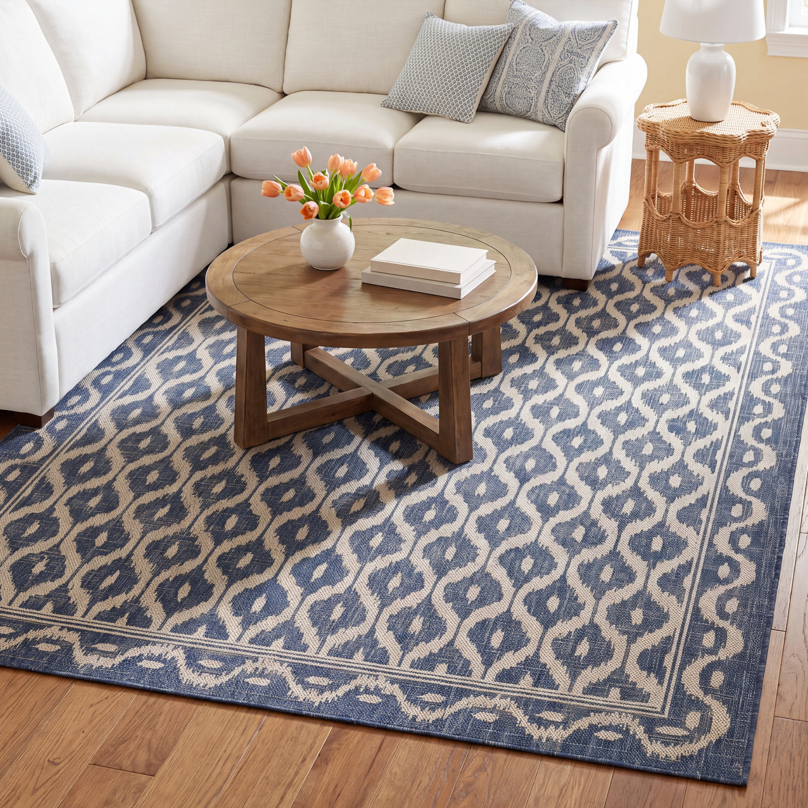 Susanna Blue/Beige Indoor/Outdoor Rug, Rectangle 6'6" x 9'
