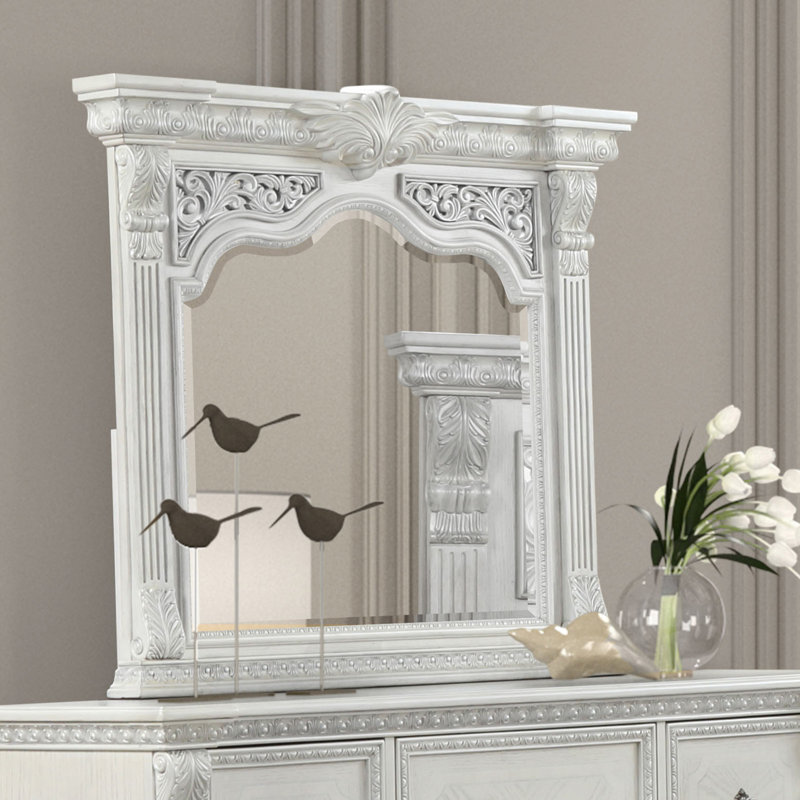 Miroir de commode Waldrews, Fil de métal blanc brossé
