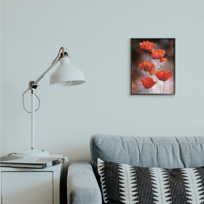 «Red Poppies Rising Vibrant Floral Blossoms» par Ziwei Li - impression sur toile