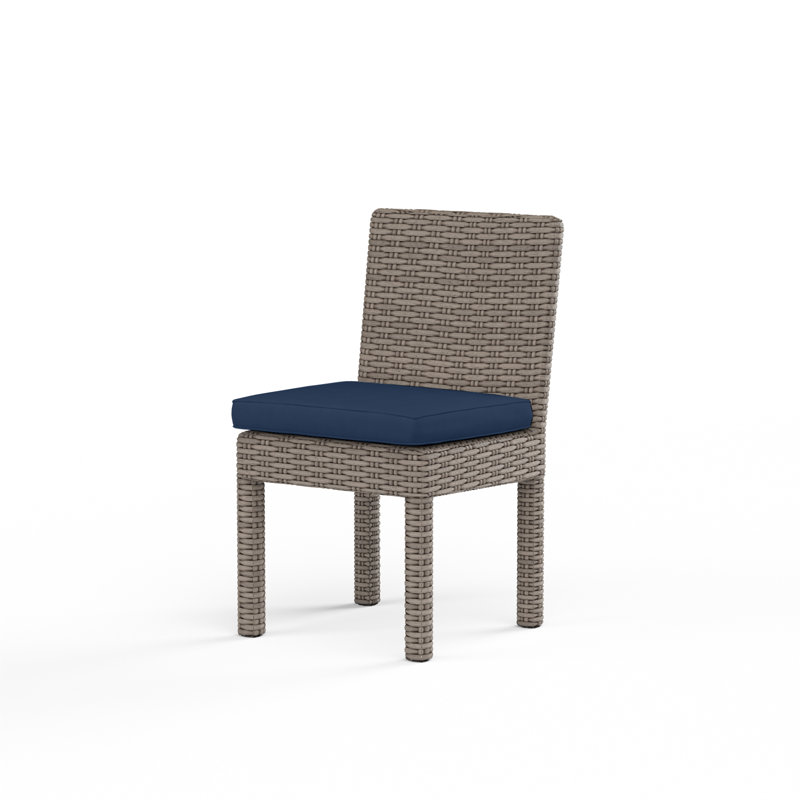 Chaise de patio avec coussin Nassau, Brun clair, Sunbrella® Echo Midnight