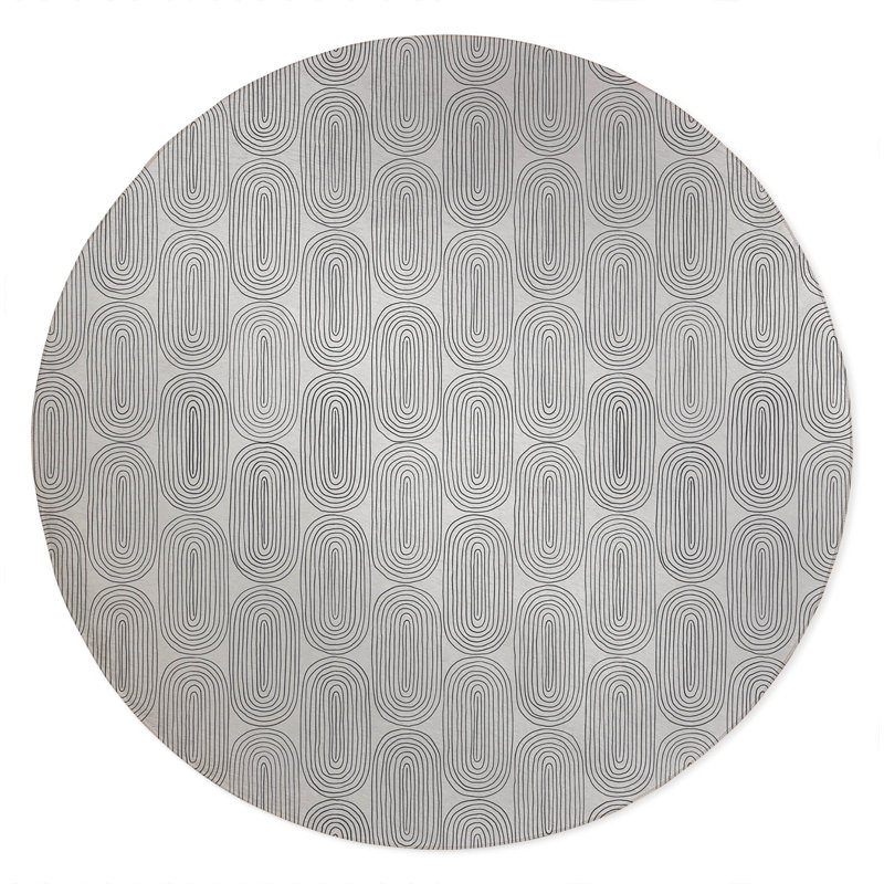 Earthy Embrace Non-Slip Outdoor Rug, Round 5'