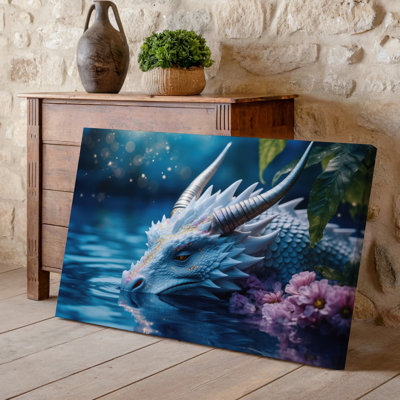 Reproduction d'art sur toile, "Un dragon mythique serein repose partiellement submergé dans un étang tranquille bleu étincelant entouré de rose délicat"