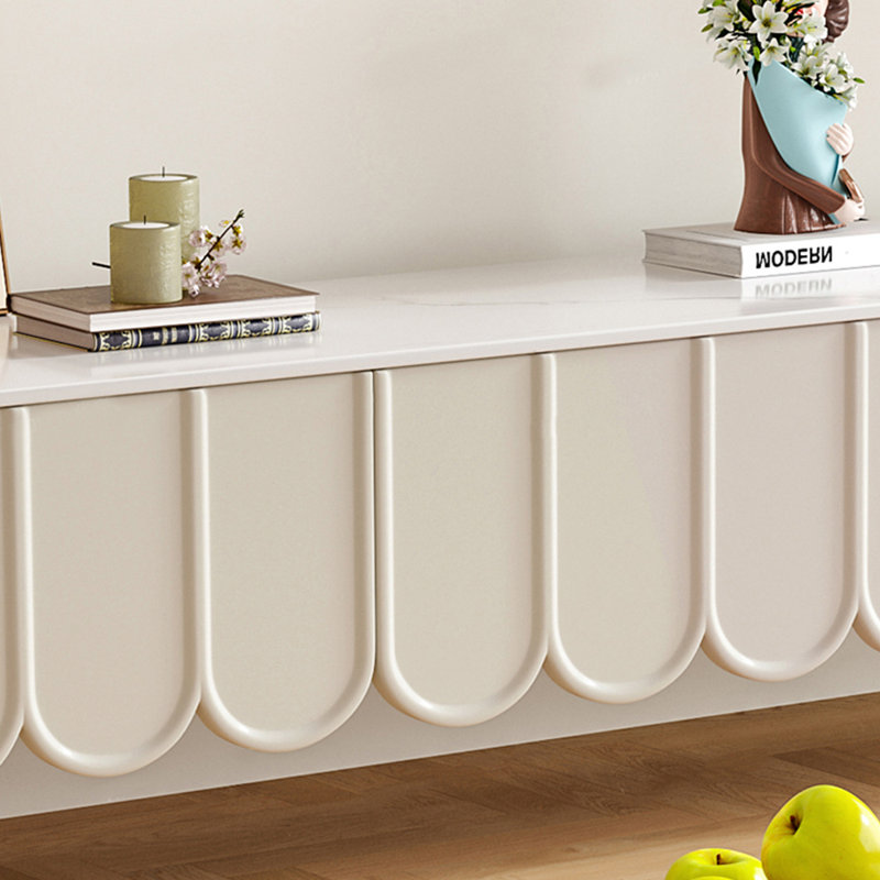 Meuble télé et table basse de style crème