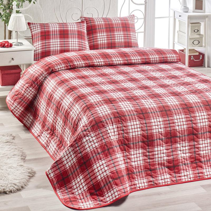 Quilt Set with Pillowcases, All-Season Lightweight, Digitally Printed Design, 65% Cotton – Soft, Durable, Machine Washable