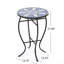 Table d'appoint d'extérieur ronde avec plateau de style mosaïque et pieds courbés en fer