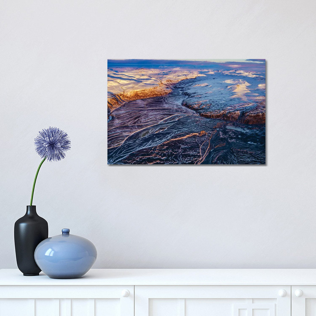 Glacial Landscapes, Vatnajokull National Park, Vatnajokull Ice Cap, Iceland. 1PC3
