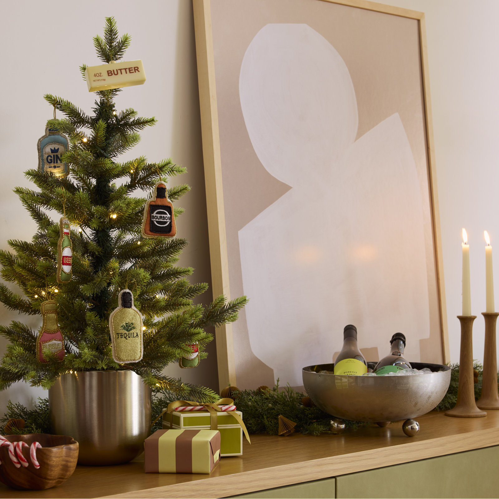 Nordic Pre-Lit Spruce Tree, 2'