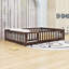 Lit plateforme en bois avec porte de clôture et garde-corps-2146654912-2146654914