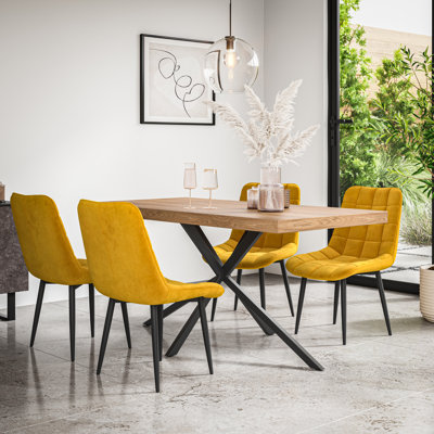 Akaalbir 6 - Person Dining Set
