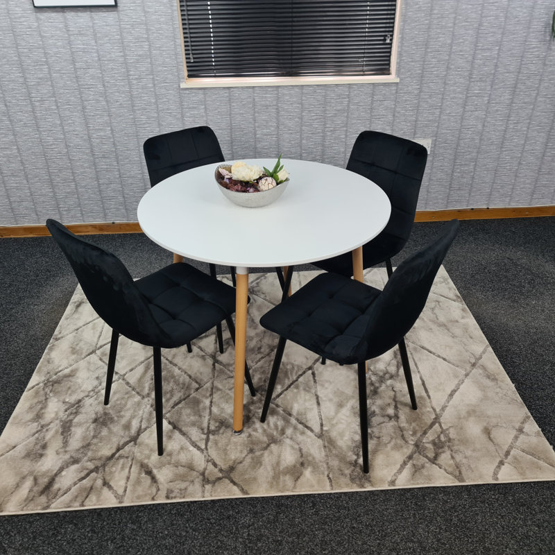 Gordin 4 - Person Dining Set, Black, White