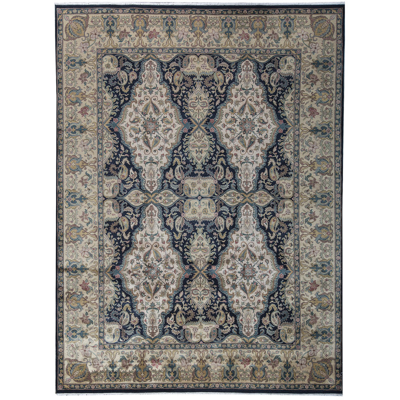 Tapis noir et doré de haute qualité noué à la main