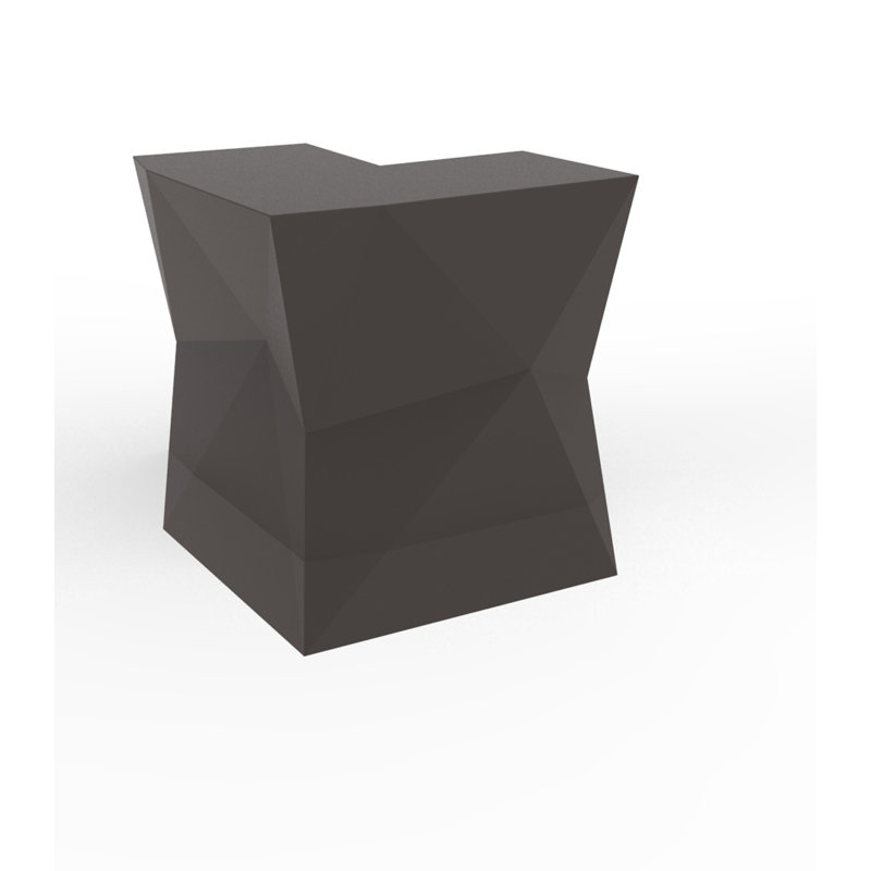 Faz Corner Bar, Bronze