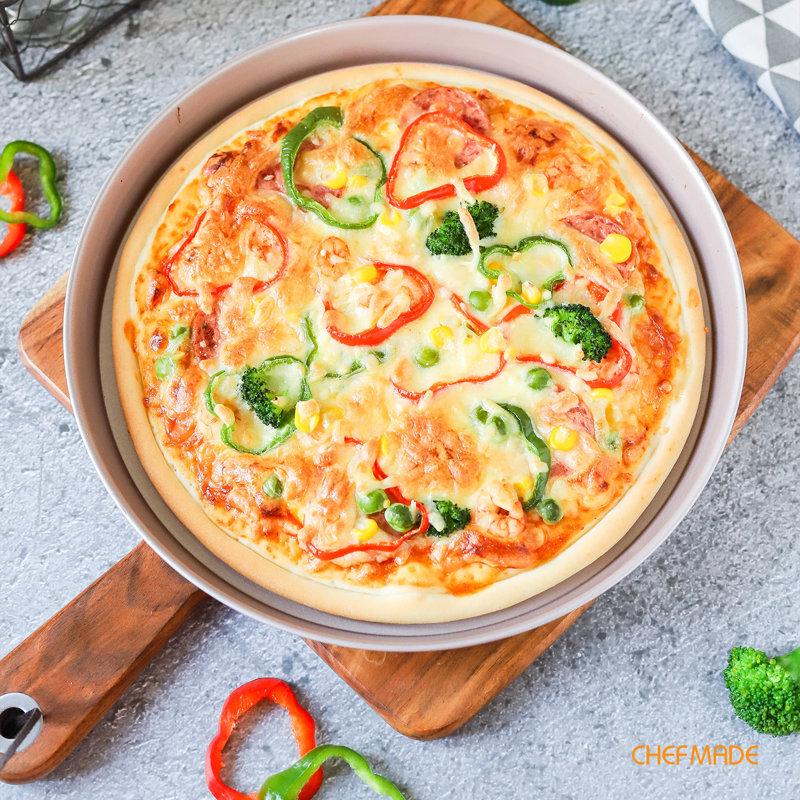 CHEFMADE 10 Inch Pizza Pan
