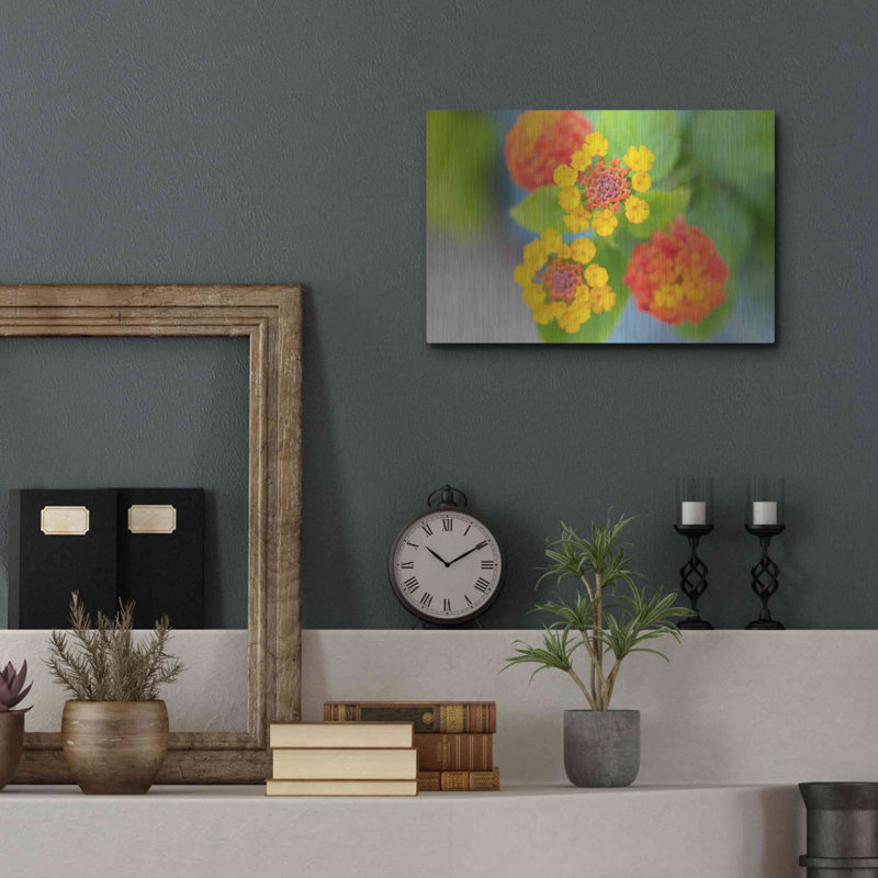 "Fleurs" par AKG, H 12 po x l 16 po