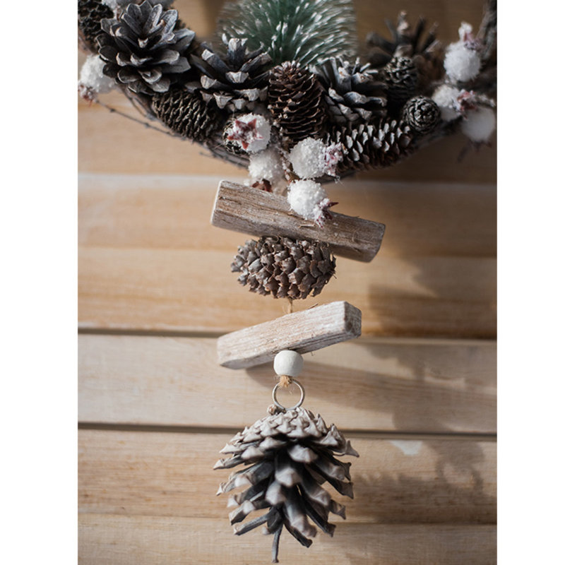 Couronne créative de Noël rustique avec pomme de pin suspendue, H 29,3 po x l 9,4 po x P 2 po