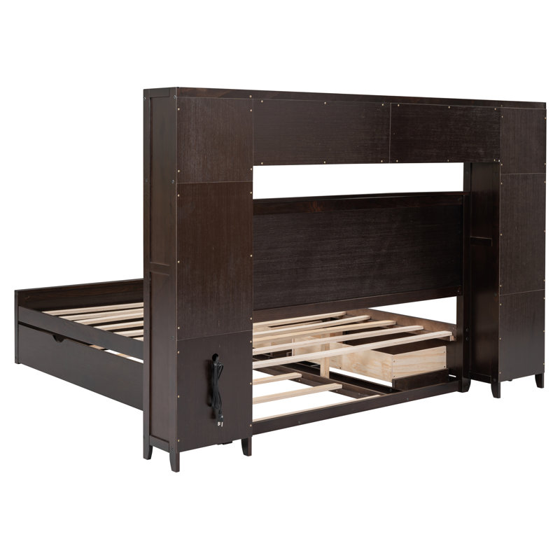 Grand lit polyvalent en bois massif de conception moderne avec prises intégrées pour un confort accru dans la chambre à coucher