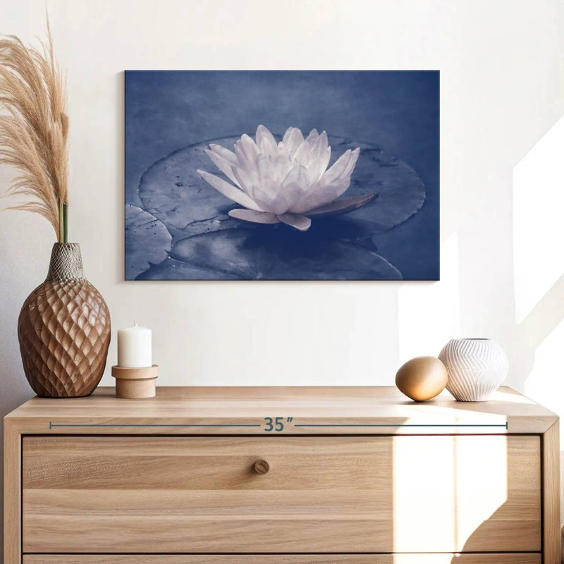 Harnek See Rose, 16" H x 24" W