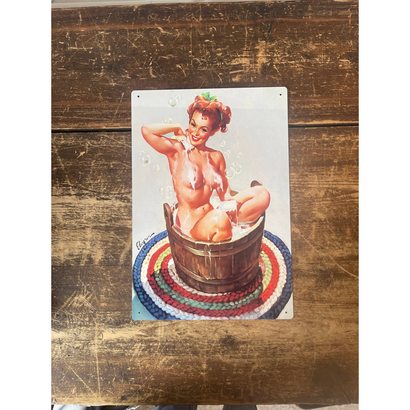 0179 People Wall Decor on Metal, 20cm H x 15cm W
