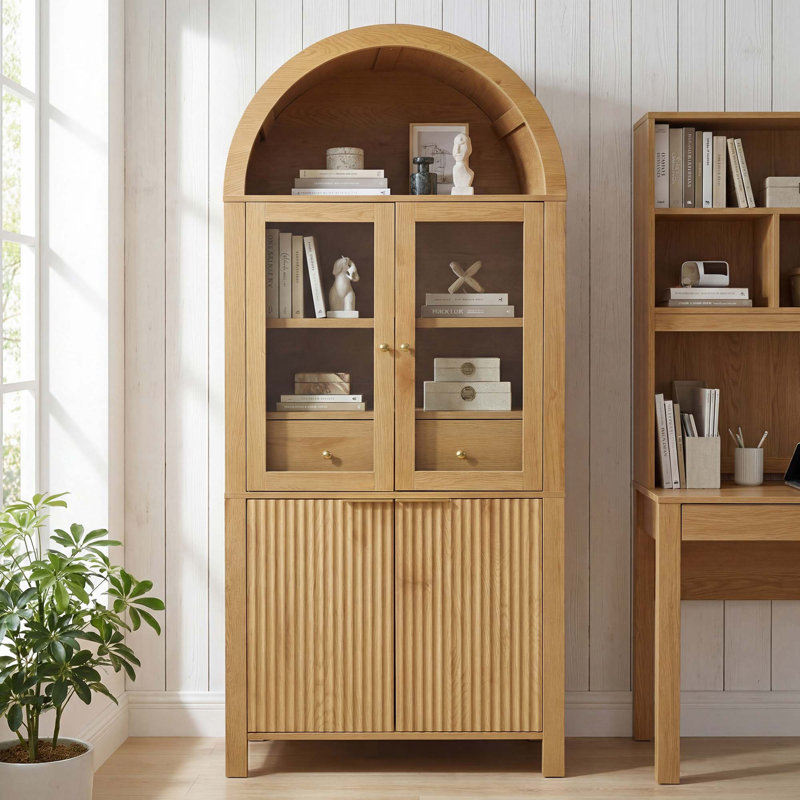 Grand garde-manger arqué cannelé de 71 po avec tablettes réglables, rangement élégant avec tiroir caché et porte vitrée, Brun