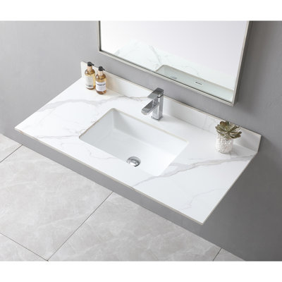 Plateau de meuble-lavabo en pierre frittée de 43 po x 22 po pour salle de bain avec lavabo en céramique et blanc tendance