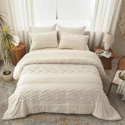 3-Piece Tufted Comforter Set Boho Farmhouse Embroidery Soft All Season Bedding Set