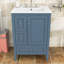 Meuble-lavabo 24 po avec lavabo, 3 tiroirs et porte à fermeture en douceur-2034664728