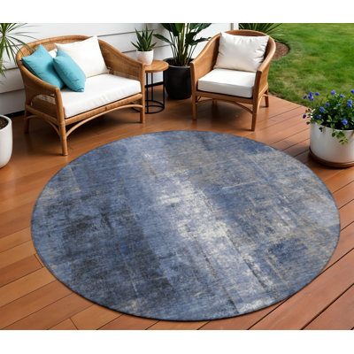 8' Navy Blue And Ivory Round Abstract Washable Indoor Outdoor Area Rug