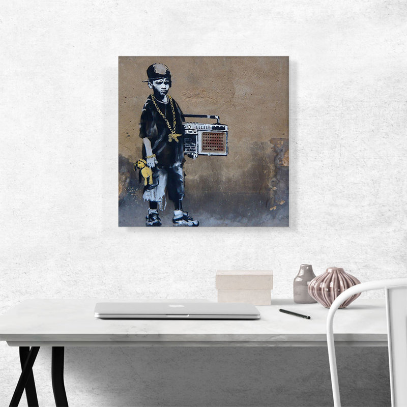 «Bboy» par Banksy, impression sur toile tendue, H 18 po x l 18 po x P 0,75 po