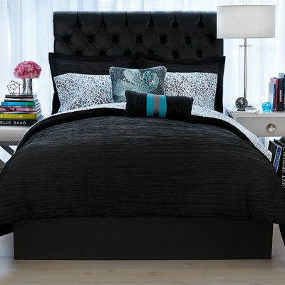 Relaxed Crinkle Comforter Collection
