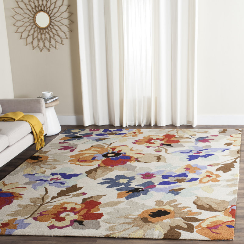 Four Seasons Hand Hooked Performance Floral Rug, Rectangle 3'6" x 5'6"