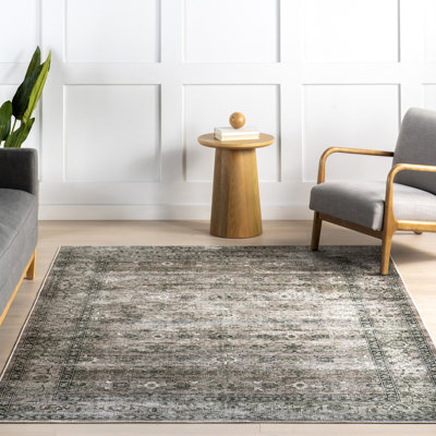 Rania Vegas Medallion Machine Washable Area Rug