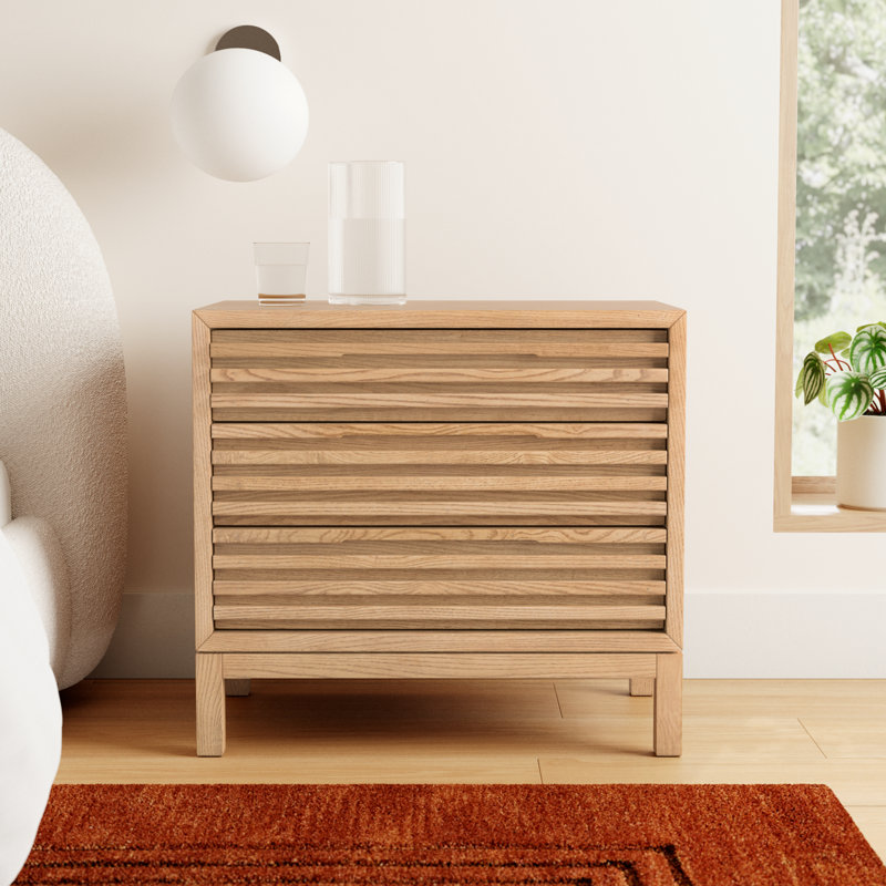 Finnian 28'' W Solid Wood Nightstand, Light Oak