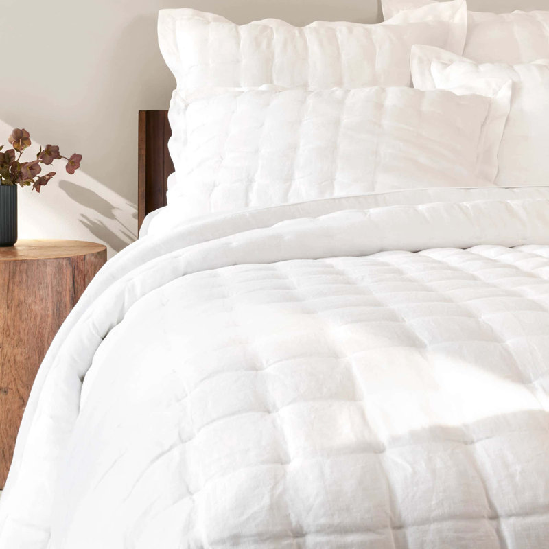 Lush Linen Puff, King Quilt, White