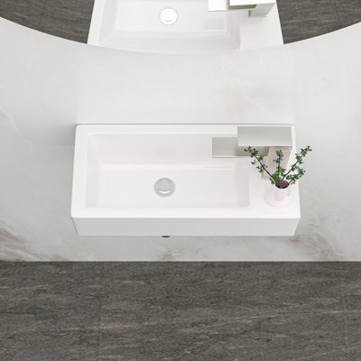 Lavabo de salle de bain mural rectangulaire en céramique 7,28 po Man Wah