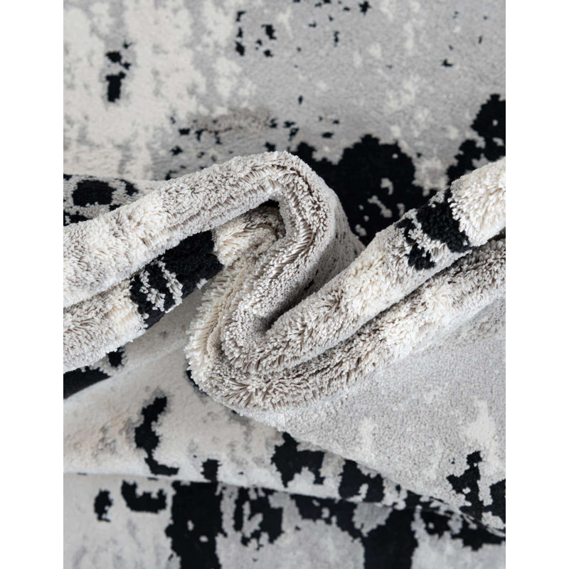 Bralin Abstract Machine Made Polyester Area Rug in Black/White/Grey, Rectangle 6'1" x 9'