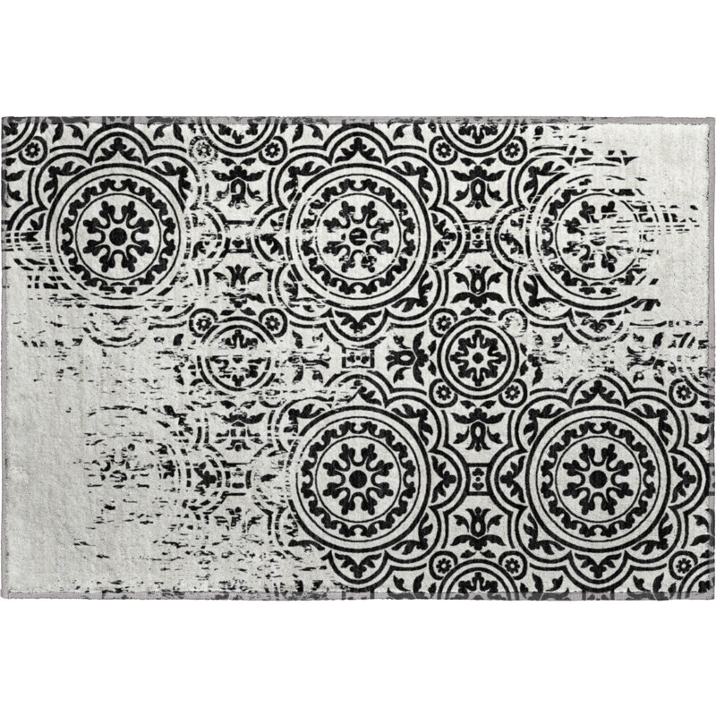 Premium Machine Washable Prisco Black Rug, Rectangle 1'8" x 2'6"