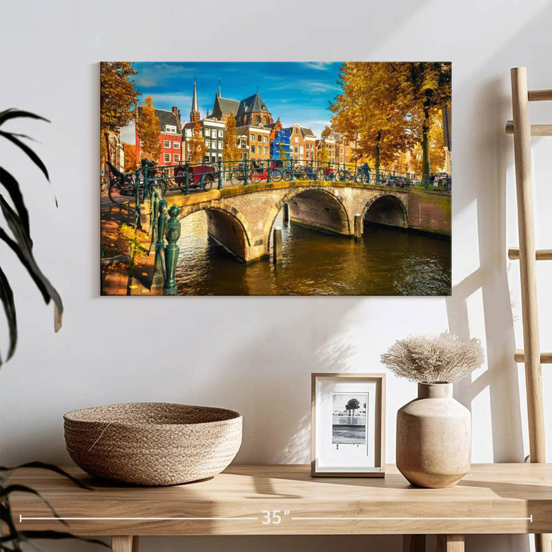 Pont Sirci à Amsterdam, H 16 po x l 24 po