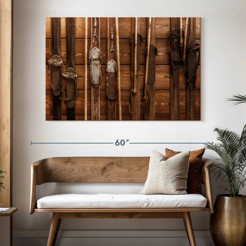 Wooden ski collection Sireci, H 34 po x l 51 po