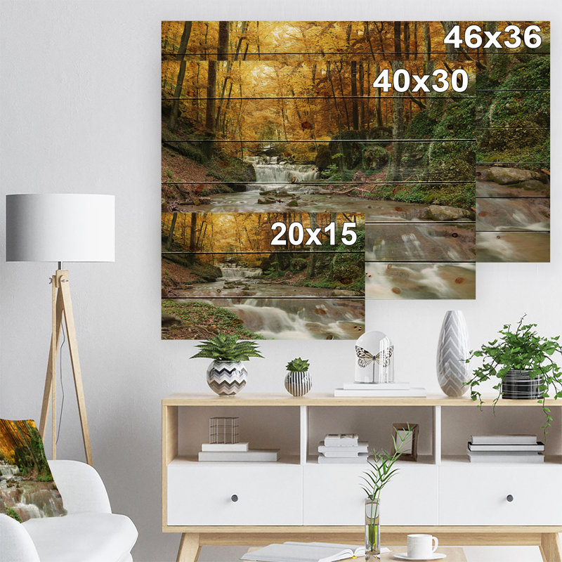 Forêt, cascade, arbres jaunes - reproduction de photo, H 34 po x l 44 po, Bois, Ne s’applique pas