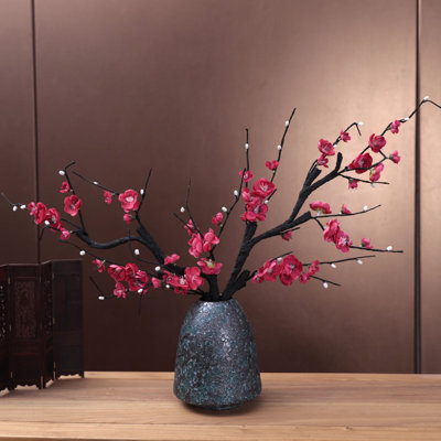 Décoration de vase à fleurs de prunier
